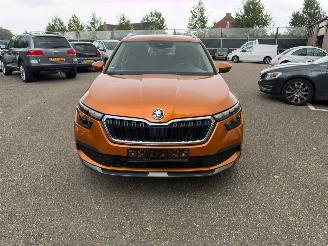 krockskadad bil auto Skoda Kamiq Kamiq Style 1.5 150pk LED VIRTUAL ACHTERUITRIJCAMERA 2022/6