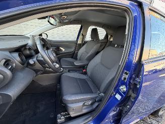 Toyota Yaris Yaris 1.5-l-VVT-i Hybrid CVT Luxury fahrbereit picture 8