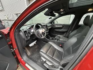 Volvo XC40 XC40 T5 Recharge R Design Pano Leder start en rijd picture 9