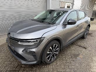 Voiture accidenté Renault Mégane E-Tech Evolution 2022/10