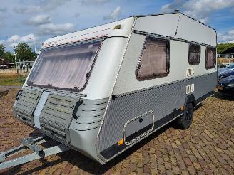 Kip  GERESERVEERD   Grey Line 48 TRZ Voortent picture 2
