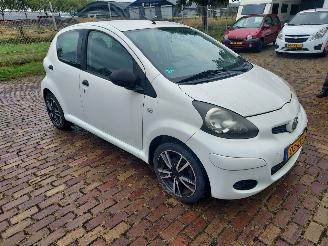  Toyota Aygo 5 deurs + Airco 2011/8