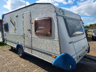 skadebil caravan Knaus  450 TF Bleu line 2000/6