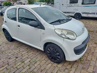uszkodzony samochody osobowe Citroën C1 5 deurs 2008/12