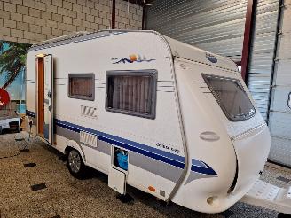 krockskadad bil caravan Hobby  440 SF Mover voortent Luifel 2005/6