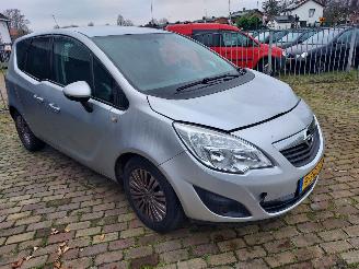 uszkodzony samochody osobowe Opel Meriva 1.4 Turbo Cosmo weinig km 2013/9