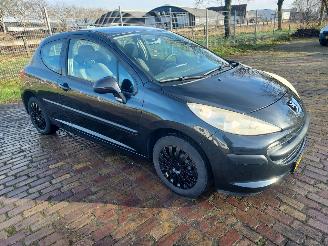 krockskadad bil auto Peugeot 207 1.4 XR Airco 2006/12
