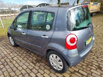 Renault Modus 1.4 picture 4