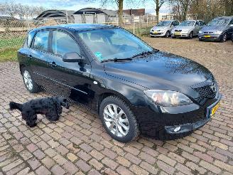 Vaurioauto  passenger cars Mazda 3 Automaat 1.6 Executive + Apk 2007/4
