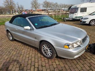 Coche accidentado Volvo C-70 2.0 benzine Cabriolet  Automaat+ Apk 2000/6