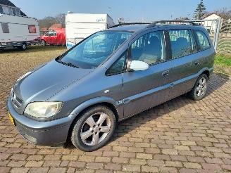 Opel Zafira Automaat picture 2