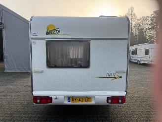 Delta  3900 TZ 4 persoons caravan met cassette toilet picture 4