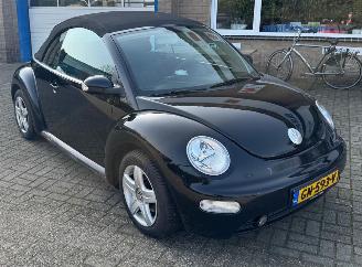 krockskadad bil auto Volkswagen Beetle 1.4 Cabriolet Turijn + Apk 2003/2