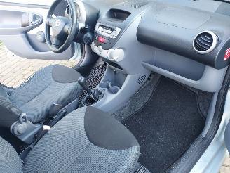 Toyota Yaris 5 Deurs Nieuwe apk picture 7