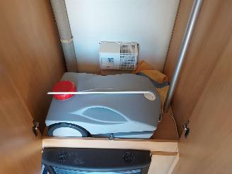 Hobby  Stapelbed 495 UK + Voortent picture 11