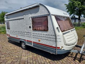  Home Car  466 H + Voortent Frans bed Rondzit 2001/4