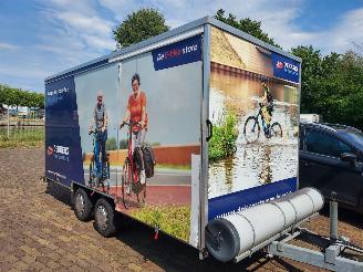Van Weel  Gesloten aanhanger met 3 zijkleppen 2700 kilo picture 3