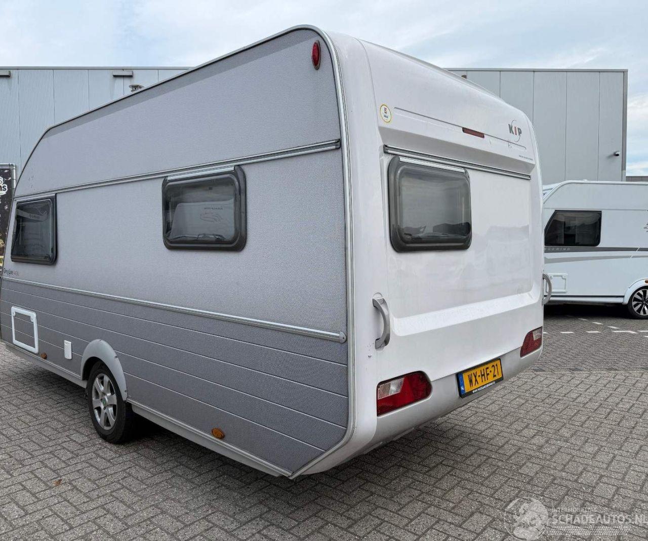 Kip  Grey Line 44EKL + Mover + Voortent