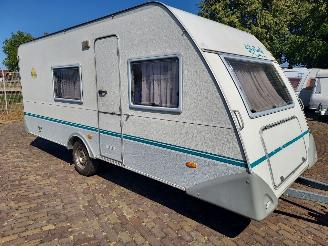 damaged caravans Eifelland  Stapelbed 500 Holiday 1999/10