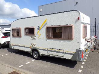 skadebil caravan Knaus  Sudwind 450 TF 2002/4