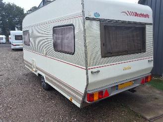 skadebil caravan Dethleffs  New Line 460 1992/6