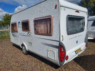 Knaus  Azur 450 FU Mover en Luifel Frans bed picture 4