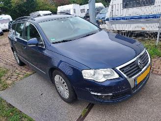 Unfallwagen Volkswagen Passat 2.0 TDI 2009/8