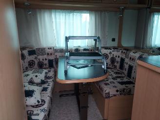 Adria  5204 PX + Voortent en frans bed picture 11