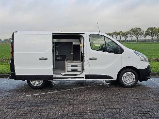 Renault Trafic 1.6 DCI picture 15