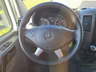 Mercedes Sprinter 319 picture 11