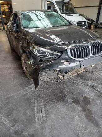  BMW  116i www.midelo-onderdelen.nl 2023/1