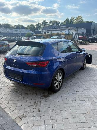 Seat Leon 999cc 85kw automaat picture 5