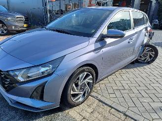 Coche accidentado Hyundai I-20 style 73  kw turbo automaat 2024/4