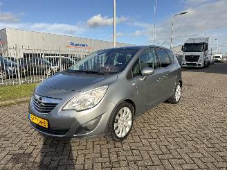 Schadeauto Opel Meriva 1.4 Turbo Cosmo 2011/1