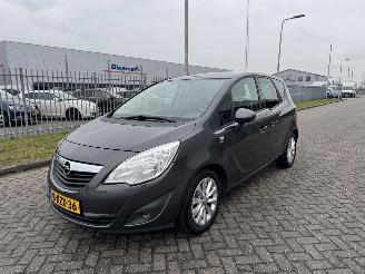 Schadeauto Opel Meriva 1.4 Cosmo 74kw 2012/10