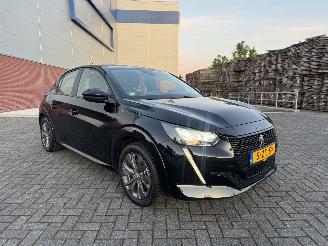 krockskadad bil auto Peugeot e-208 EV Active Pack 50kWh  Clima - Navi 2023/5