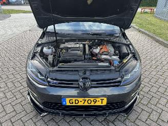 Volkswagen Golf 1.4 TSI GTE Navi - Clima picture 26