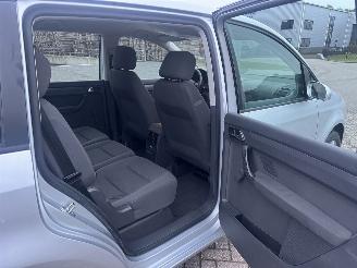 Volkswagen Touran 1.6 75kw 7-PERSOONS picture 16