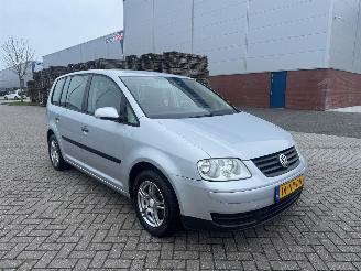 Volkswagen Touran 1.6 75kw 7-PERSOONS picture 4