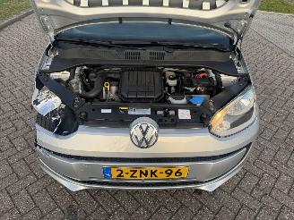 Volkswagen Up! 1.0 picture 10
