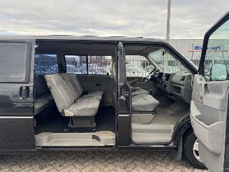 Volkswagen Caravelle 2.5 Benzine picture 14