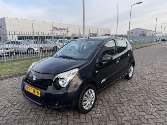 krockskadad bil auto Suzuki Alto 1.0 50 kw 2011/2