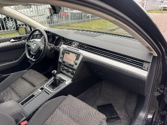Volkswagen Passat 1.6 TDI Clima - Navi picture 24