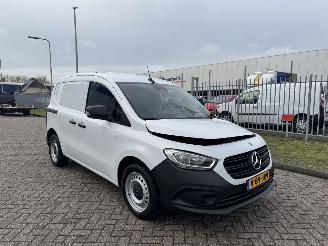 krockskadad bil bedrijf Mercedes Citan 108 CDI 2024/11