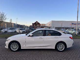 BMW 3-serie 318 D 110Kw Clima - Navi picture 2