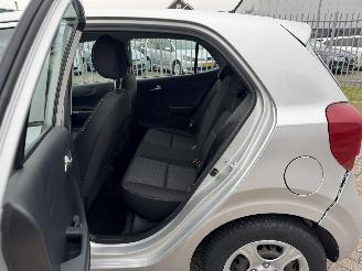 Kia Picanto 1.0  AUTOMAAT  26.000KM!! picture 12