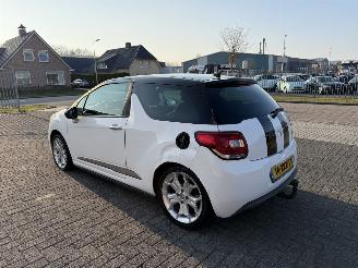 Citroën DS3 1.6 e-HDI So Chic NAVI picture 3