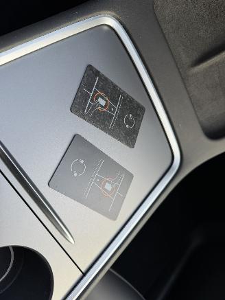 Tesla Model Y Long Range RWD 75kWh picture 28