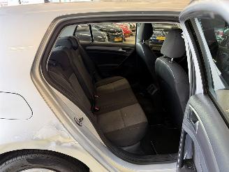 Volkswagen Golf 1.2 TSI  77Kw CLIMA - NAVI picture 16