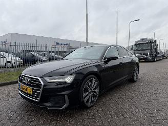 Voiture accidenté Audi A6 50 TDI V6 286pk quattro S-Line 2019/1